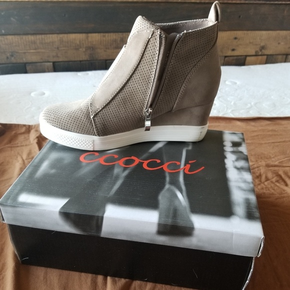 **LAST 1 available!! wedge sneakers zipup boutique - Picture 5 of 8